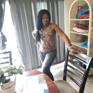 Meet your Posher, Lynisha